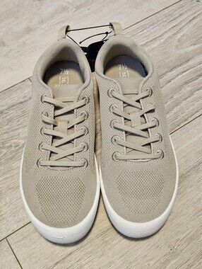 George Men's Knit Sneaker Khaki Size 7.5 NWT Low Top Comfort Shoes